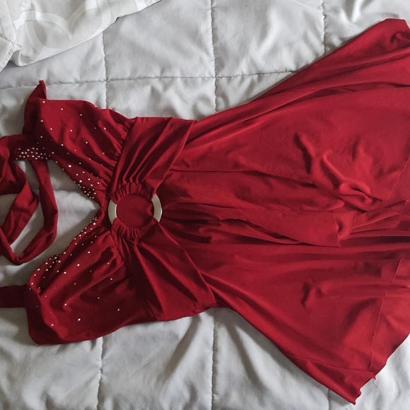 Top - Picture 2 of 3